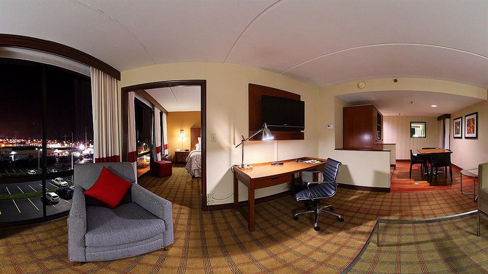 Four Points Philadelphia Northeast Hotell Eksteriør bilde